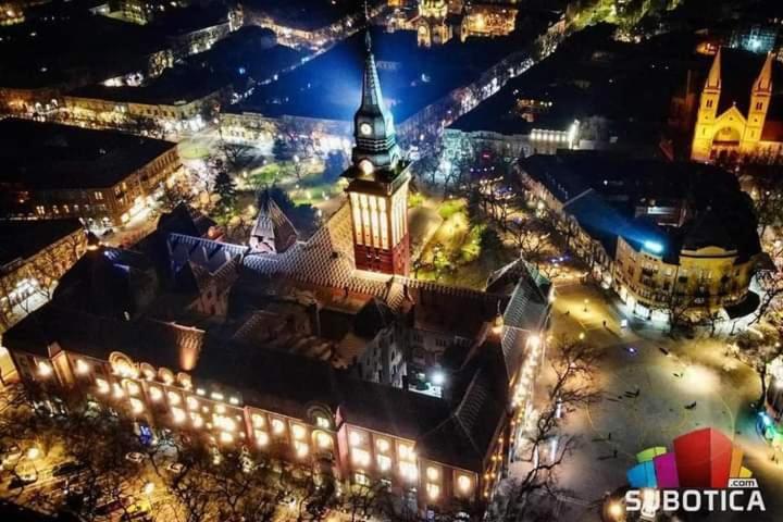 Apartman Studio Niki Subotica Zewnętrze zdjęcie