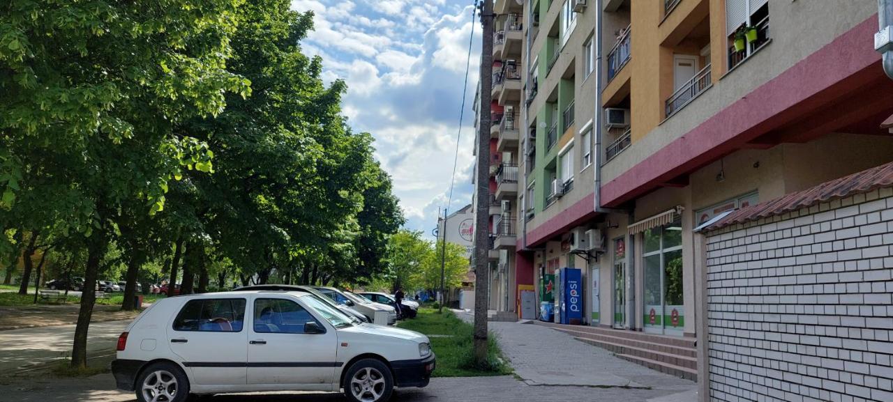 Apartman Studio Niki Subotica Zewnętrze zdjęcie