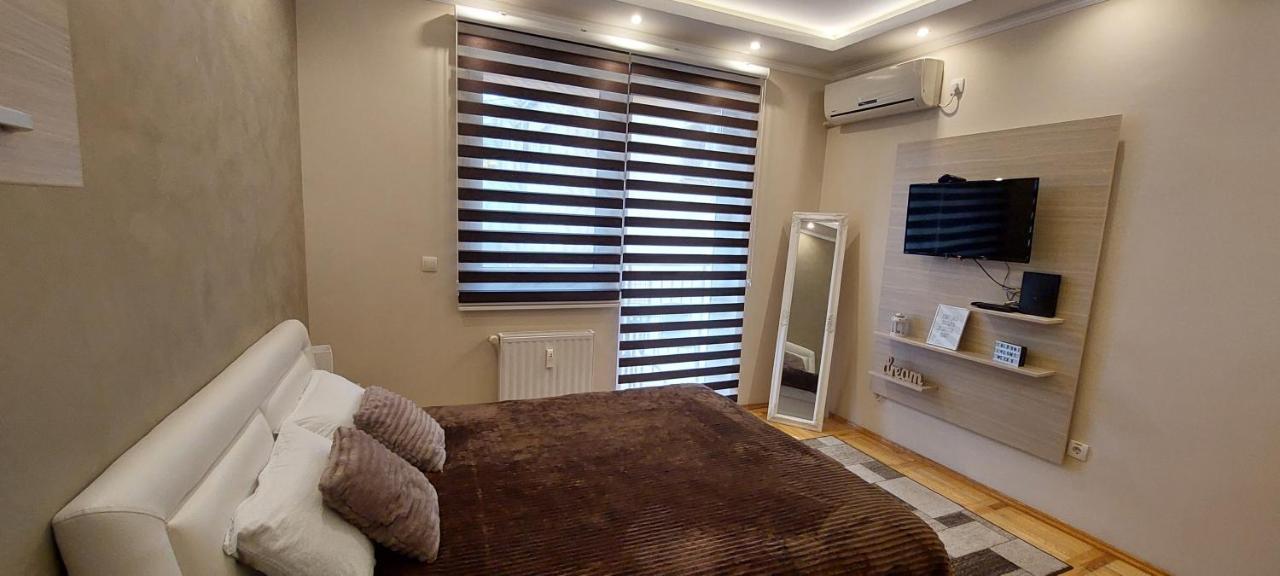 Apartman Studio Niki Subotica Zewnętrze zdjęcie