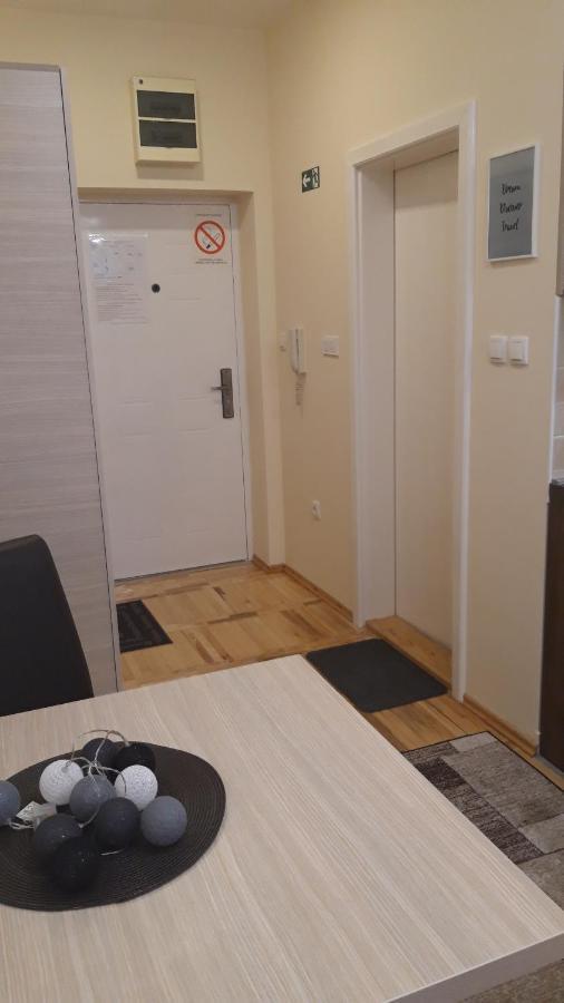 Apartman Studio Niki Subotica Zewnętrze zdjęcie